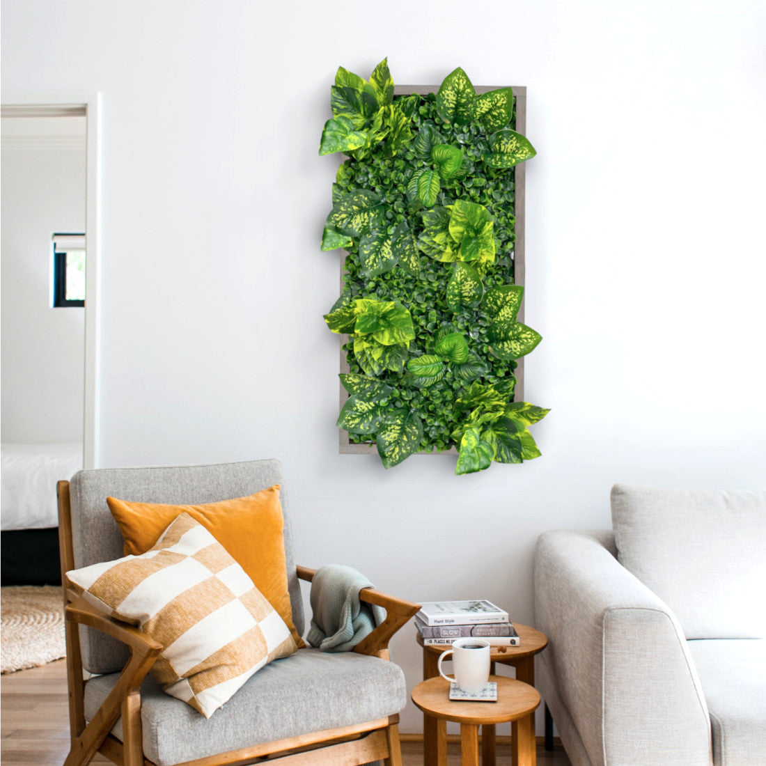 Plantframe/Pflanzenwand/Mooswand "CALI" aus Realtouch Kunstpflanzen mit Fichtenholzrahmen